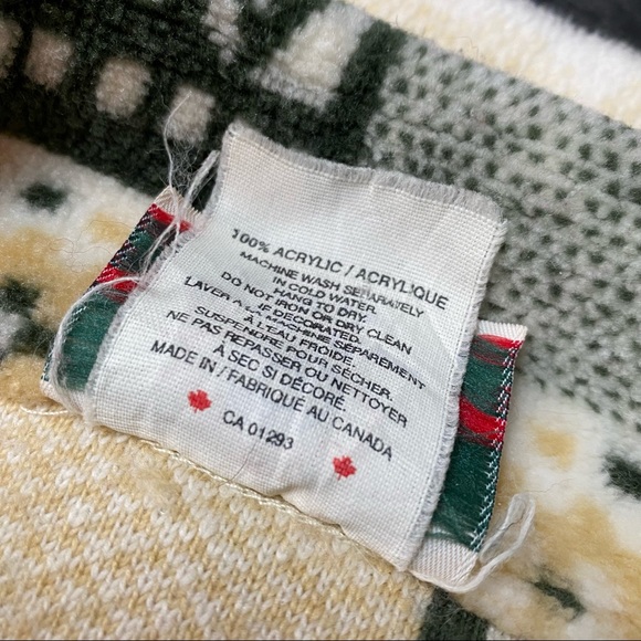 Women’s/Adult VTG 90’s Quality Goods Canada Full Zip Fleece Jacket Size Small - Picture 4 of 6